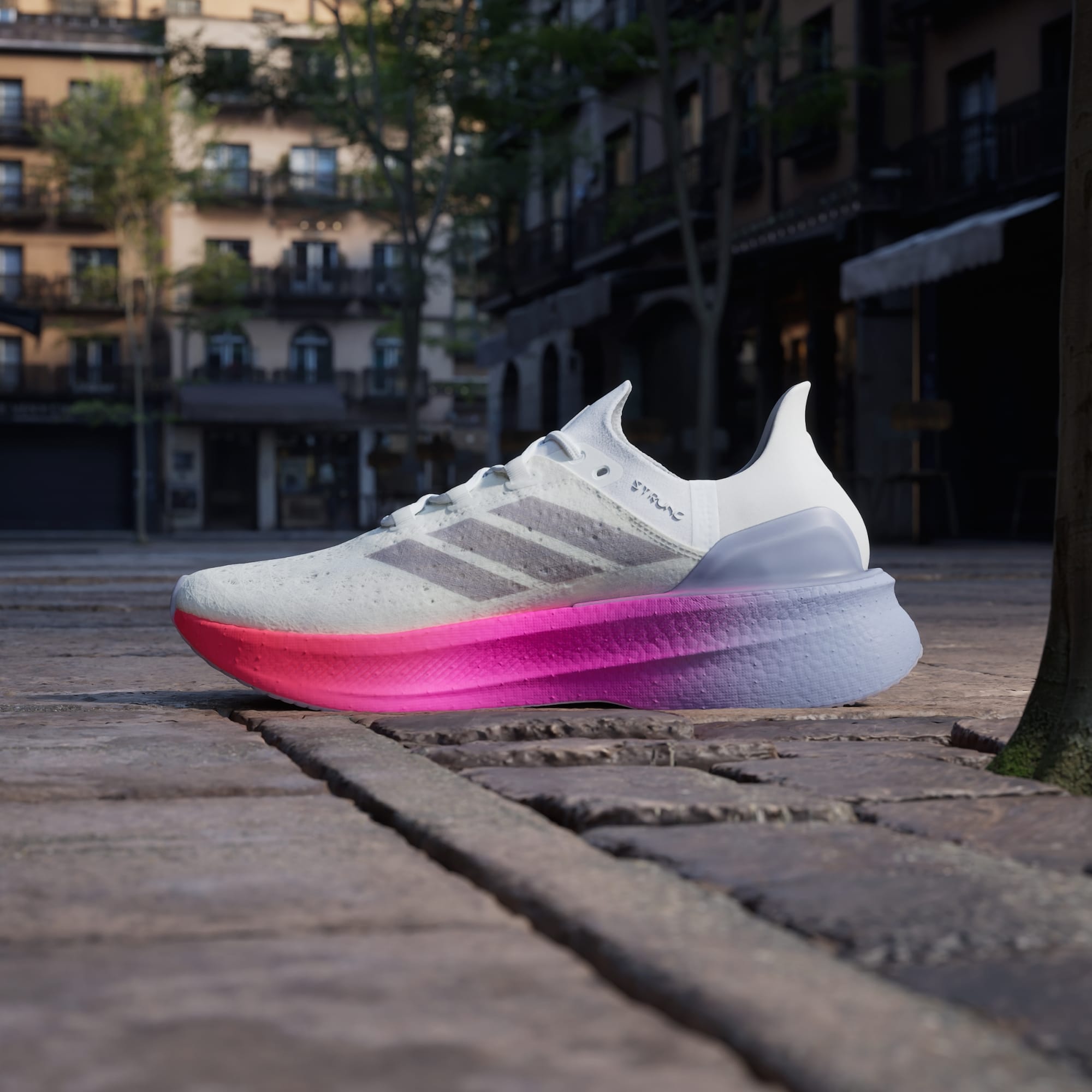 Adidas Ultraboost 5 Strung